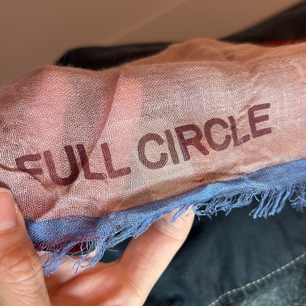 🥰🥰Auth VALENTINO cashmere blend scarf!!!! - Picture 5 of 7